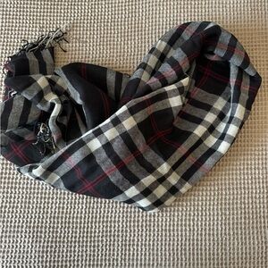 Plaid Scarf with Fringe